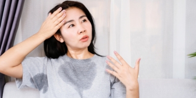 更年期盜汗潮熱睡不著？中醫滋陰清熱助眠效果好！